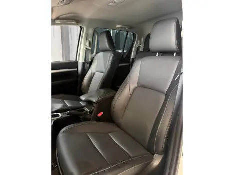 HILUX 2.8 D-4D TURBO DIESEL CD SRX 4X4 AUTOMÁTICO