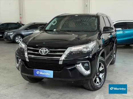 HILUX SW4 2.8 SRX DIAMOND 4X4 7 LUGARES 16V TURBO