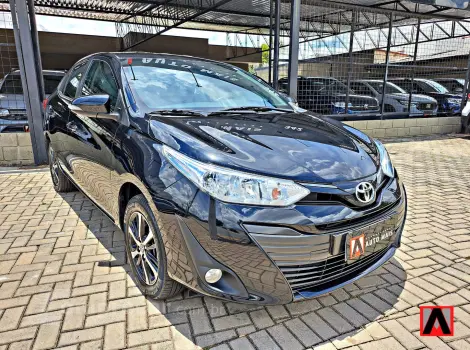 YARIS 1.5 16V Sedan XS Connect