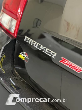 TRACKER 1.4 16V Turbo Midnight
