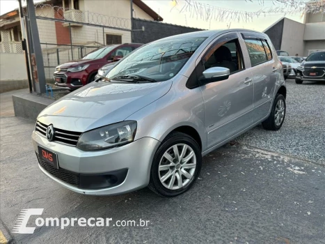 Volkswagen FOX 1.6 MI 8V 4 portas