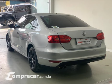 JETTA 2.0 COMFORTLINE FLEX 4P TIPTRONIC