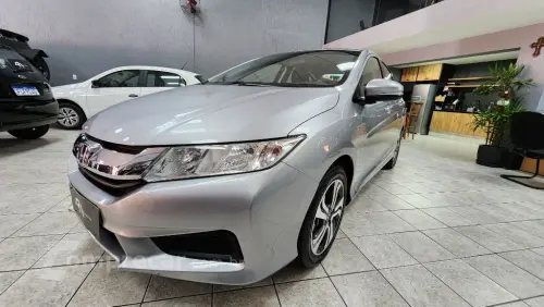 Honda CITY Sedan LX 1.5 Flex 16V 4p Aut. 4 portas