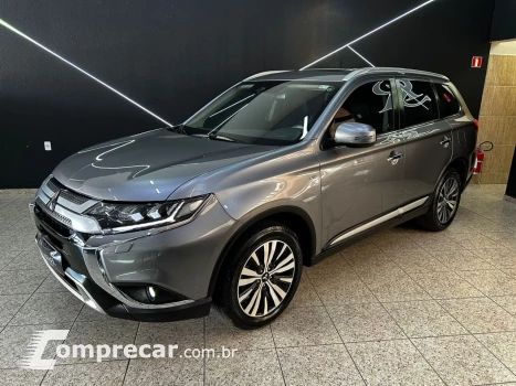 Mitsubishi OUTLANDER HPE-S 3.0 V6 4x4 5p Aut. 4 portas