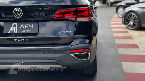 TAOS Highline 1.4 250 TSI Flex Aut.