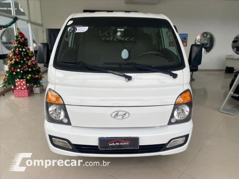 HYUNDAI CAMINHOES HR 2.5 LONGO SEM CAÇAMBA 4X2 16V 130CV TURBO INTE 2 portas