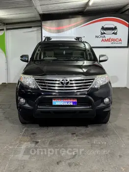 Hilux SW4 SR 4x2 2.7/ 2.7 Flex 16V Aut.