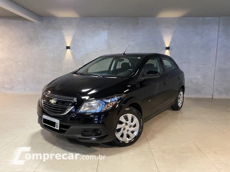 CHEVROLET ONIX 1.4 MPFI LT 8V 4 portas