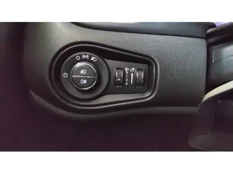 RENEGADE 1.8 16V FLEX LONGITUDE 4P AUTOMÁTICO