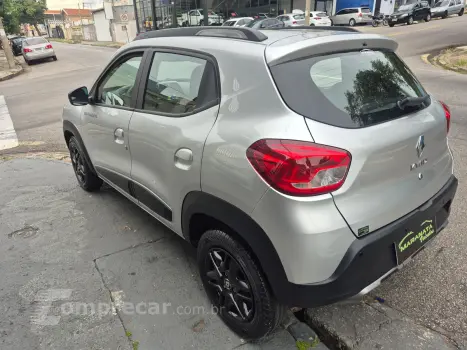 Kwid 1.0 Outsider