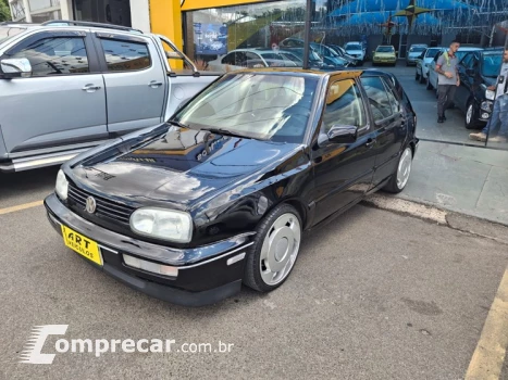 Volkswagen GOLF 2.0 MI GLX 8V 4 portas