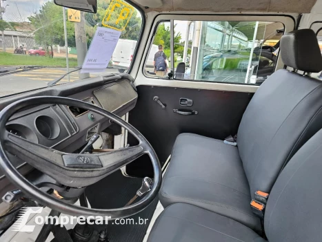 KOMBI 1.6 MI Carat 8V