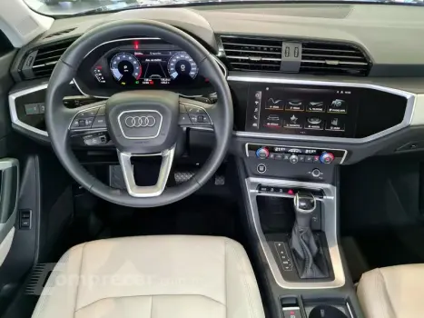 Q3 PERFORMANCE 2.0 TFSI QUATTRO