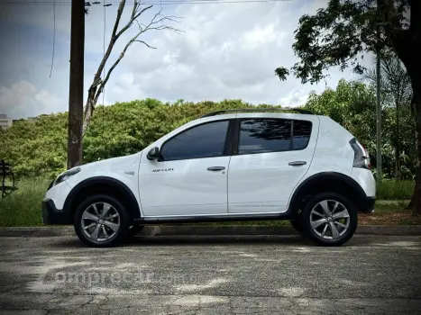 SANDERO 1.6 SL STEPWAY RIP CURL 16V FLEX 4P MANUAL