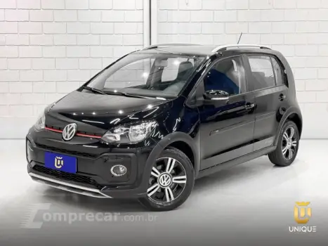 Volkswagen UP - 1.0 170 TSI TOTAL XTREME 4P MANUAL 4 portas