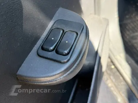 CELTA - 1.0 MPFI LT 8V 4P MANUAL