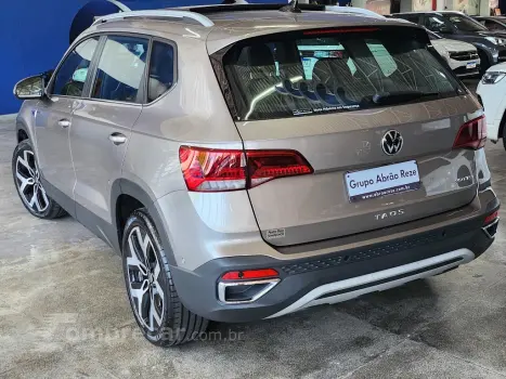 TAOS 1.4 250 TSI TOTAL FLEX HIGHLINE AUTOMÁTICO