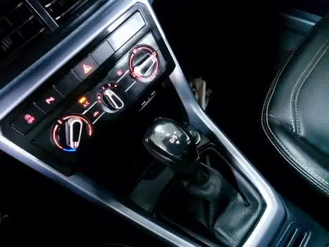 T-CROSS 1.0 200 TSI TOTAL FLEX AUTOMÁTICO