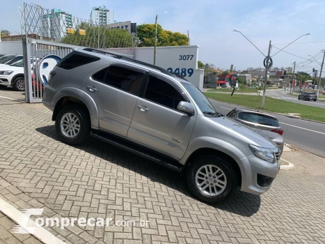 Hilux SW4 SR 4x2 2.7 Flex 16V Aut.