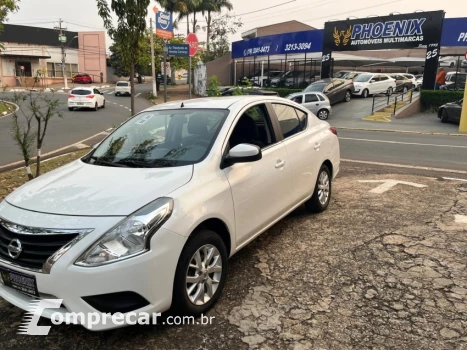 NISSAN VERSA 1.6 16vstart SV 4 portas