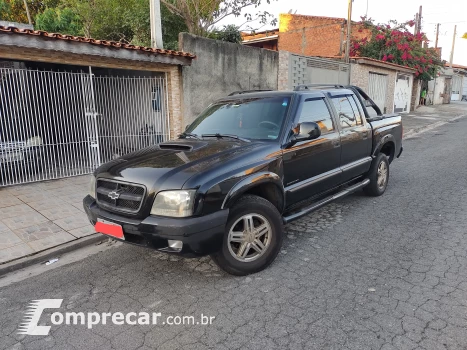 CHEVROLET S10 2.8 Executive 4X2 CD 12V Turbo Electronic Intercooler 4 portas