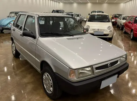 Fiat UNO 1.0 IE Mille EX 8V 4 portas