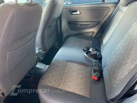 FOX - 1.6 MI 8V 4P MANUAL