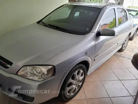 ASTRA 2.0 MPFI Advantage 8V