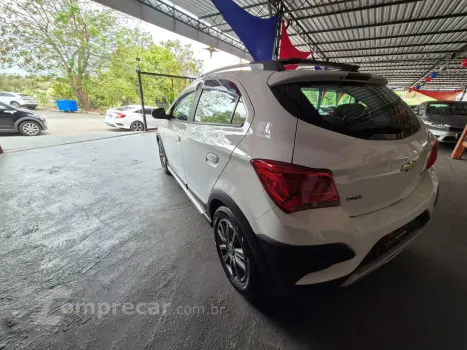 ONIX 1.4 MPFI ACTIV 8V FLEX 4P AUTOMÁTICO