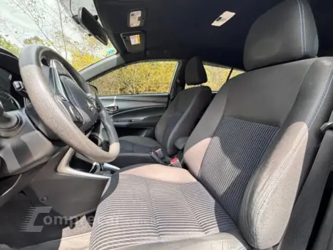 YARIS 1.3 16V FLEX XL MANUAL