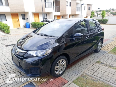 Honda FIT 1.5 LX 16V 4 portas