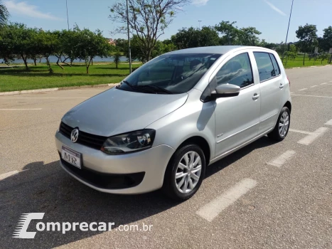 Volkswagen FOX 1.6 MI 8V 4 portas