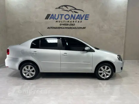 Polo Sedan 1.6 4P FLEX COMFORTLINE I-MOTION AUTOMATIZADO