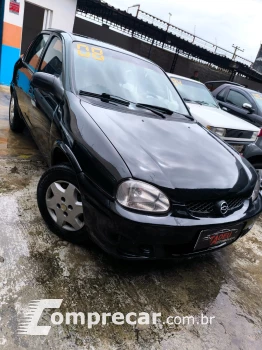 Corsa Sedan 1.0