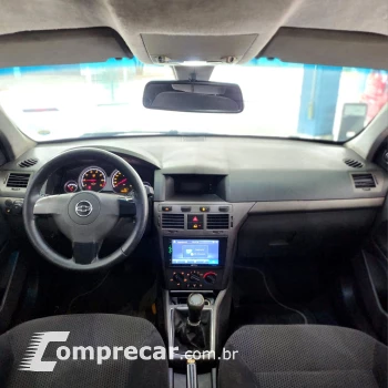 VECTRA 2.0 MPFI GT Hatch 8V