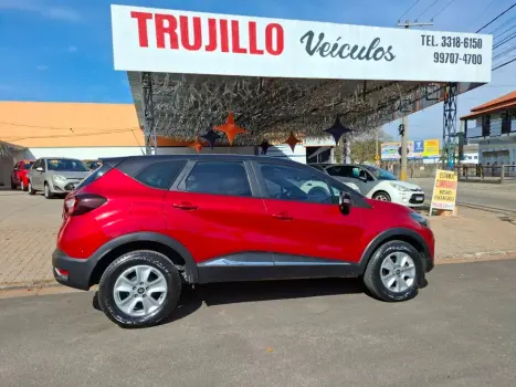 Renault Captur 1.6 16V Sce Flex Life X-Tronic 4 portas