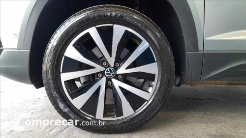 TAOS 1.4 250 TSI TOTAL FLEX HIGHLINE AUTOMÁTICO