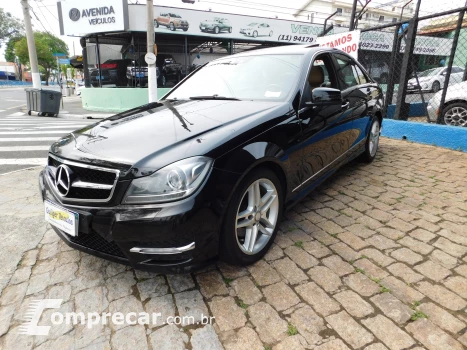 Mercedes-Benz C 250 1.8 CGI Sport Turbo 16V 4 portas