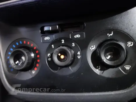 PUNTO - 1.4 ATTRACTIVE 8V 4P MANUAL