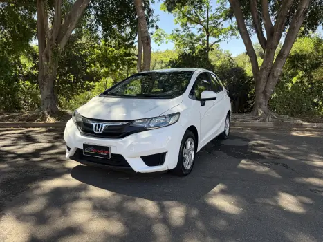 Honda FIT 1.5 LX 16V 4 portas