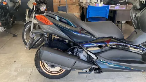 XMAX 250 ABS