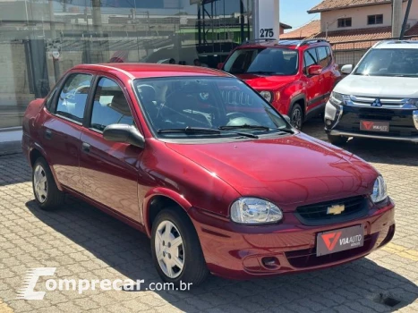 CLASSIC - 1.0 MPFI VHCE 8V 4P MANUAL