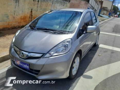 Honda Fit LX 4 portas