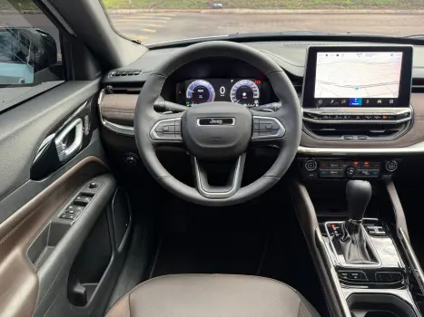 Commander 1.3 T270 Turbo Flex Overland At6