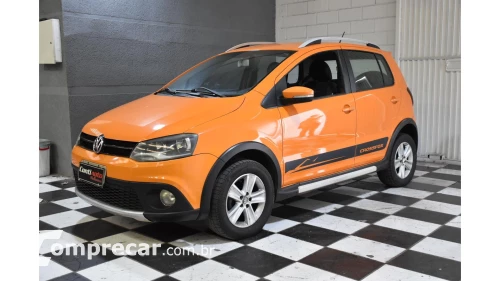 Volkswagen CROSSFOX - 1.6 MI 8V 4P MANUAL 4 portas