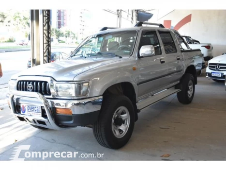 Toyota HILUX - 3.0 SRV 4X2 CD 8V 4P MANUAL 4 portas