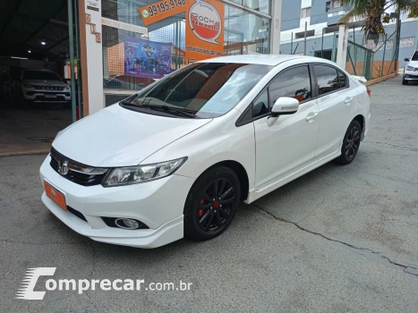 Honda Civic 2.0 16V 4P LXR 4 portas