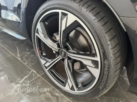 A4 2.0 TFSI S Line 16V 214cv