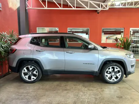 COMPASS 2.0 16V FLEX LONGITUDE AUTOMÁTICO
