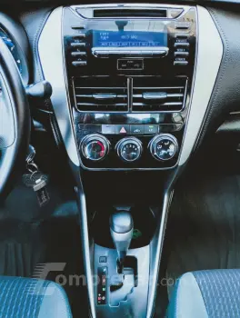 YARIS 1.5 16V Sedan XL